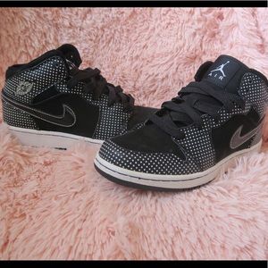 Jordan retro polka dot